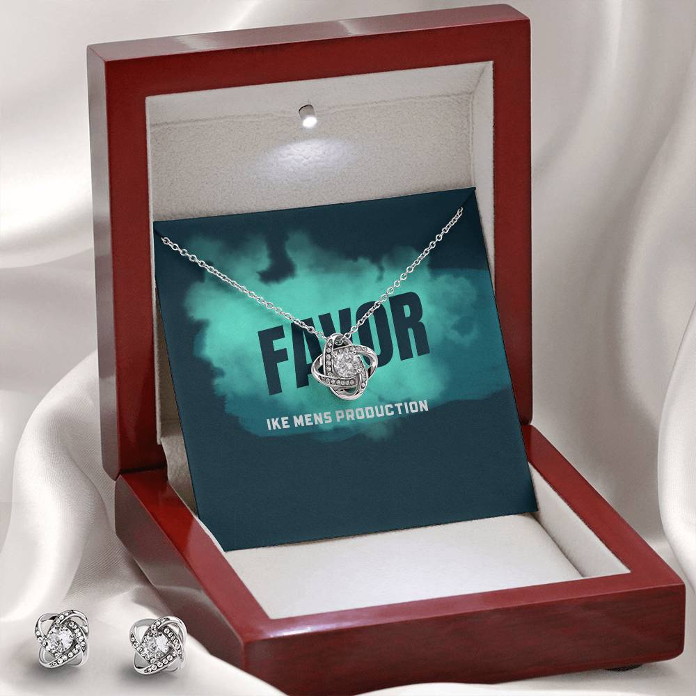 FAVOR Love Knot Earring & Necklace Set