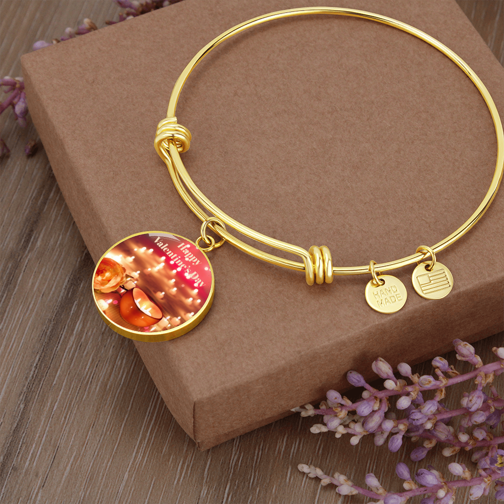 HAPPY VALENTINE'S DAY CIRCLE BANGLE