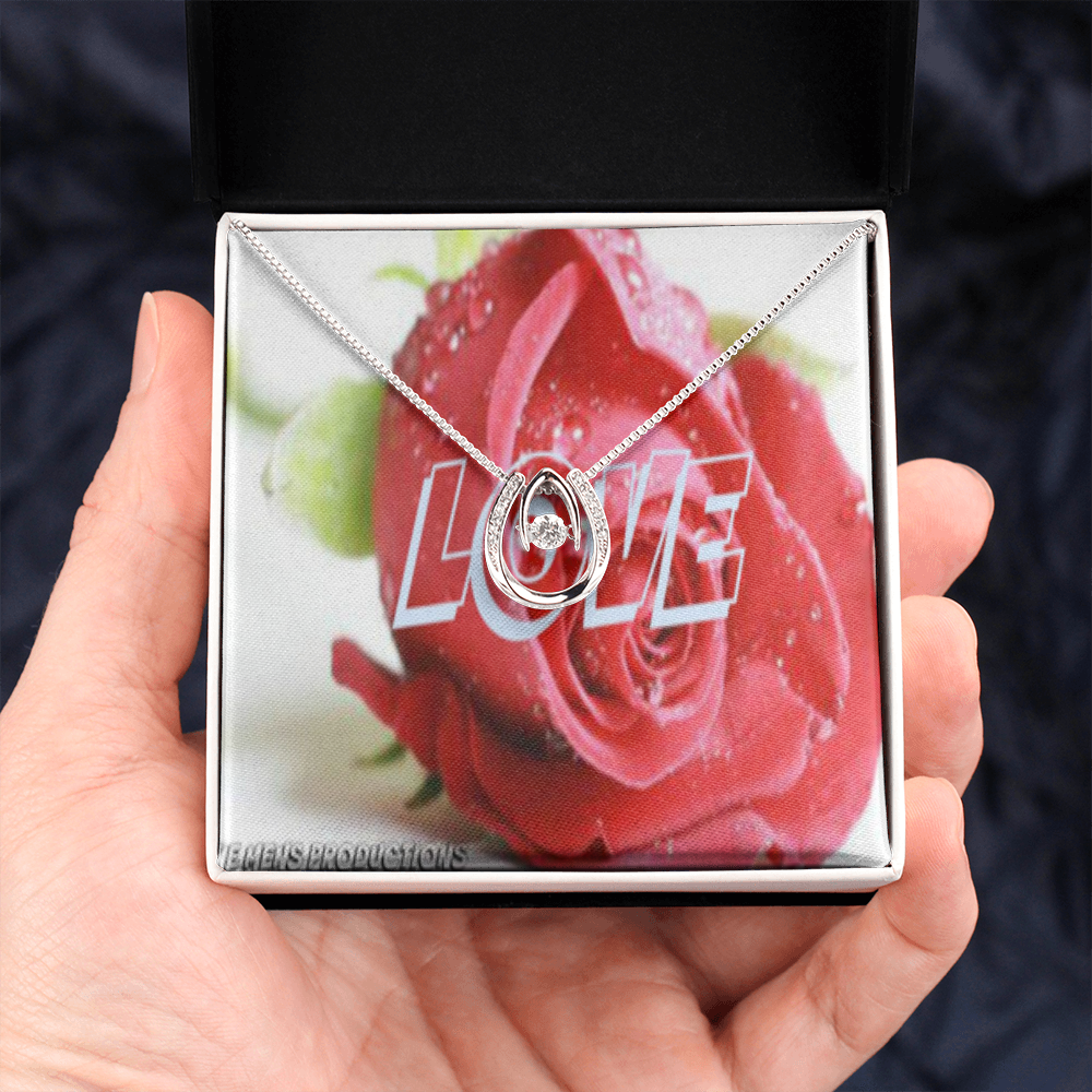 LUCKY IN LOVE NECKLACE