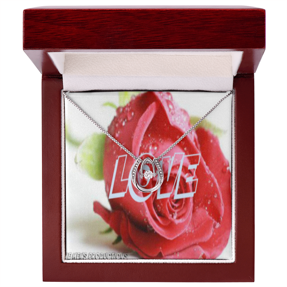 LUCKY IN LOVE NECKLACE