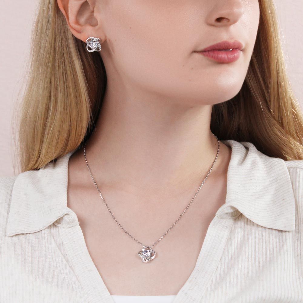 WISDOM Love Knot Earring & Necklace Set(WISDOM)