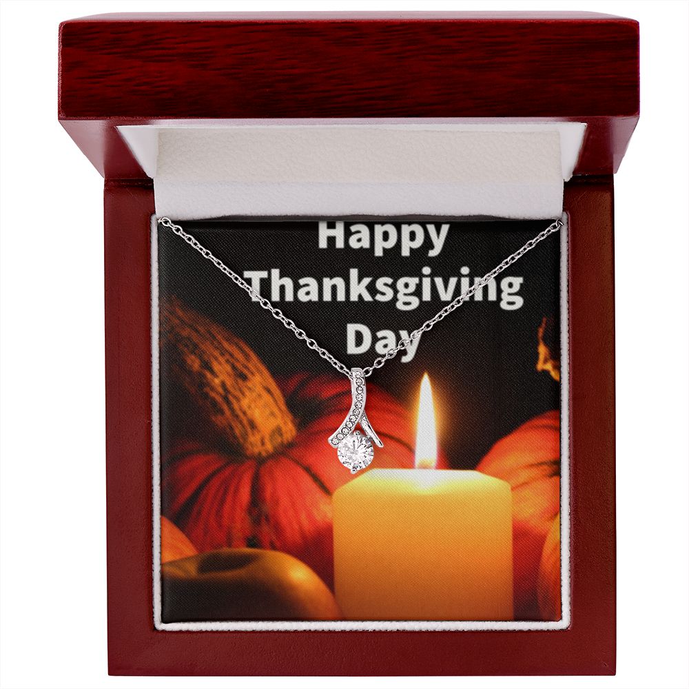 HAPPY THANKSGIVING DAY ALLURING BEAUTY NECKLACE