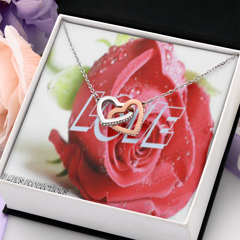 Interlocking hearts necklace